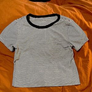 Old Navy black and white striped tee
